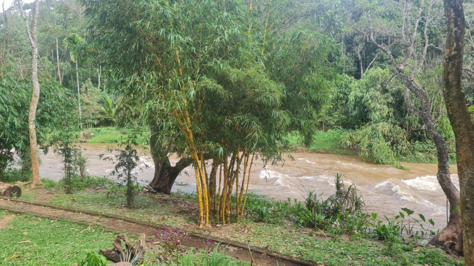 Aya Natural Udumbanshola Exterior foto